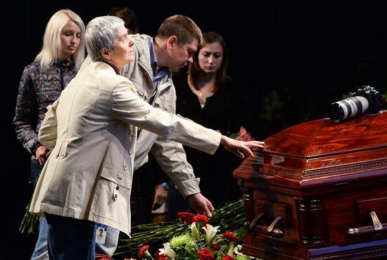 Mourning ceremony for Andrei Stenin at Rossiya Segodnya
