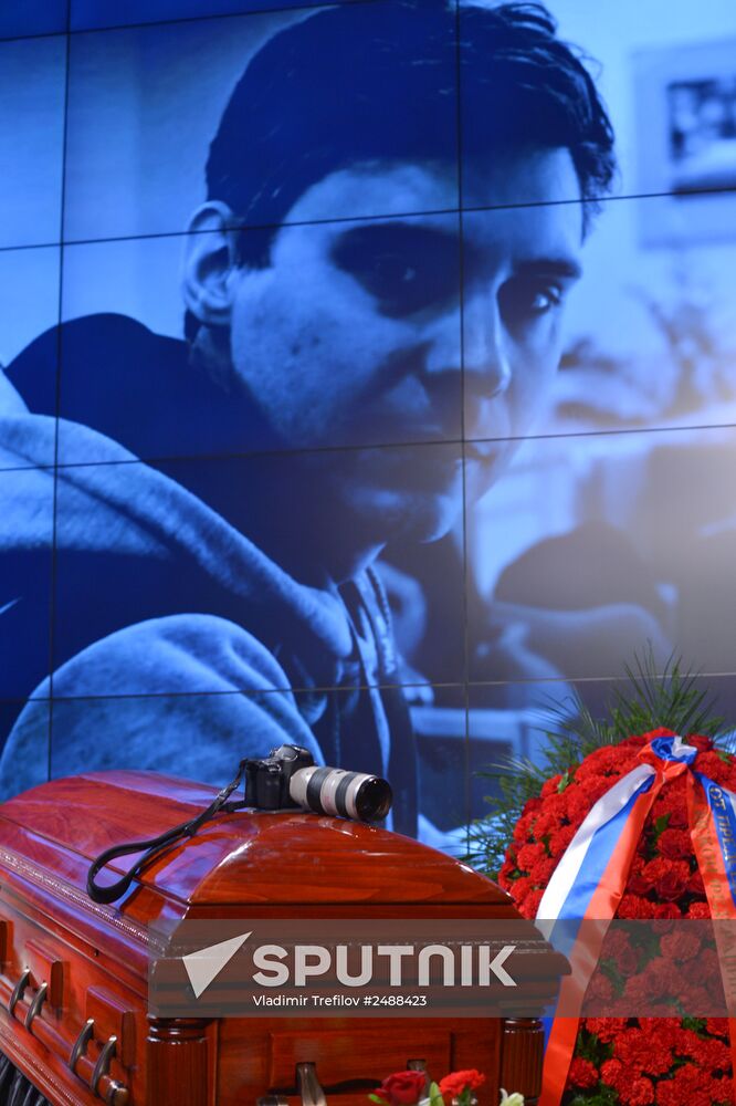 Mourning ceremony for Andrei Stenin at Rossiya Segodnya