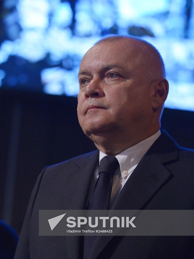 Mourning ceremony for Andrei Stenin at Rossiya Segodnya