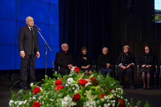 Mourning ceremony for Andrei Stenin at Rossiya Segodnya
