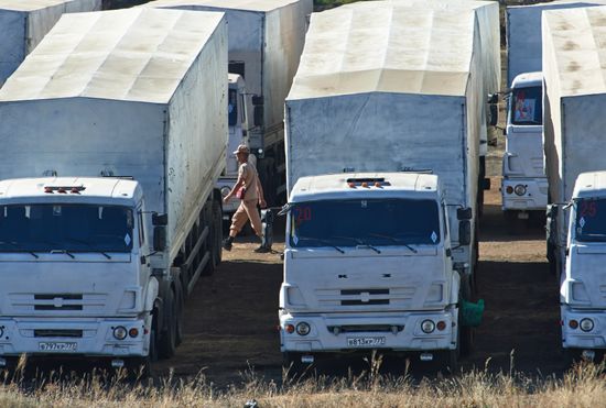 Allegedly trucks with second batch of humanitarian aid for Ukraine in Kamensk-Shakhtinsky in Rostov Region