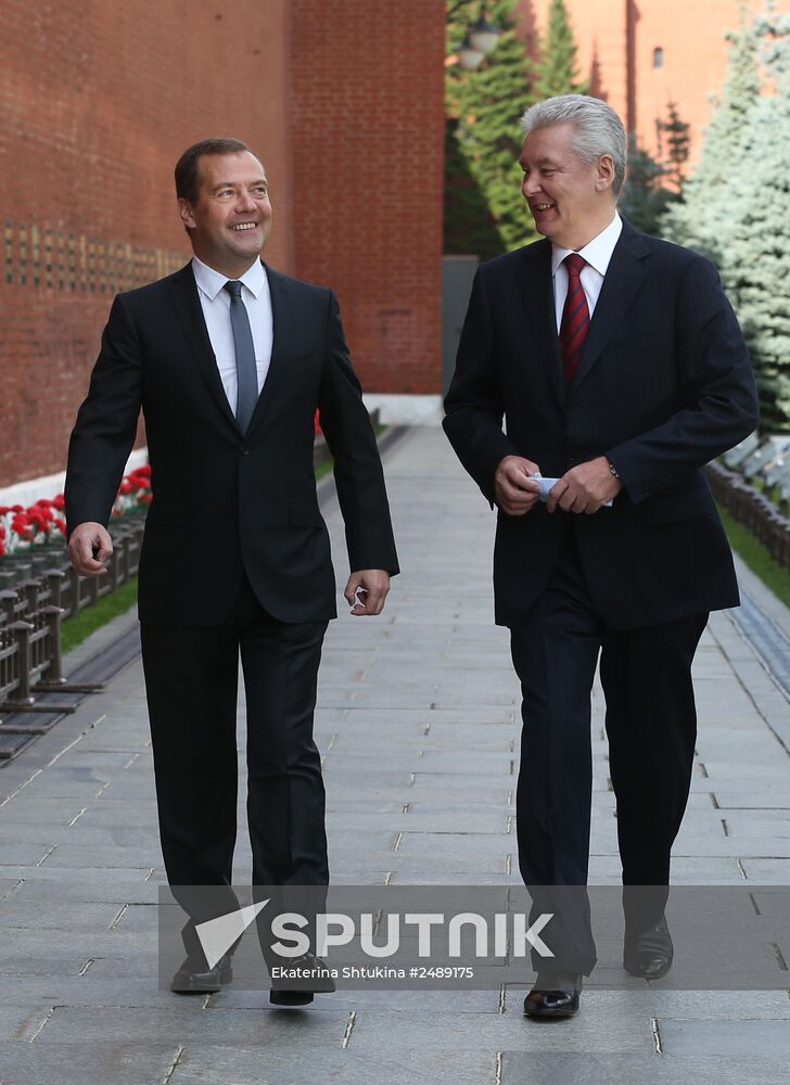 Dmitry Medvedev attends City Day celebrations on Red Square