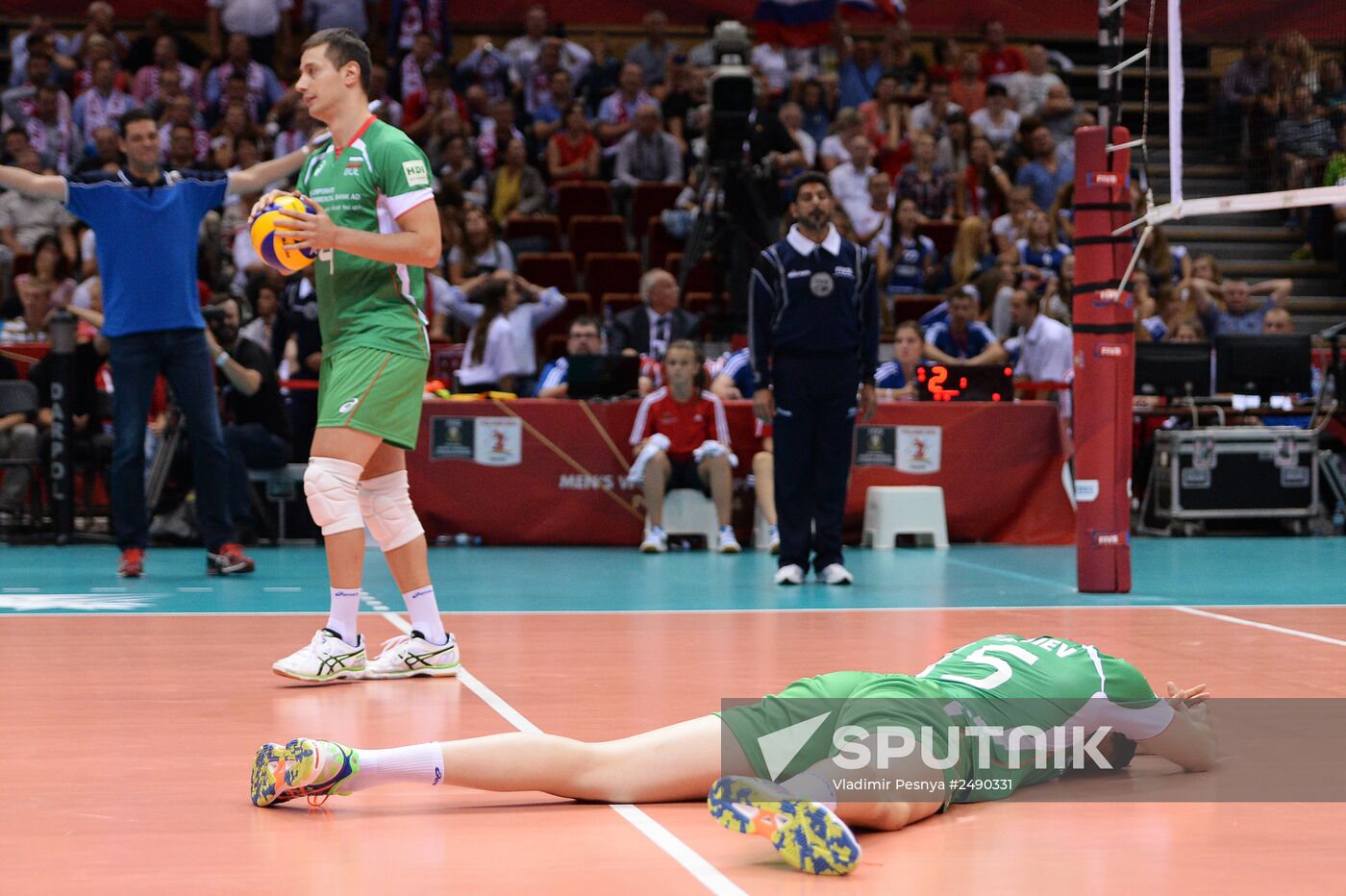 2014 FIVB Volleyball Men's World Championship. Russia vs. Bulgaria