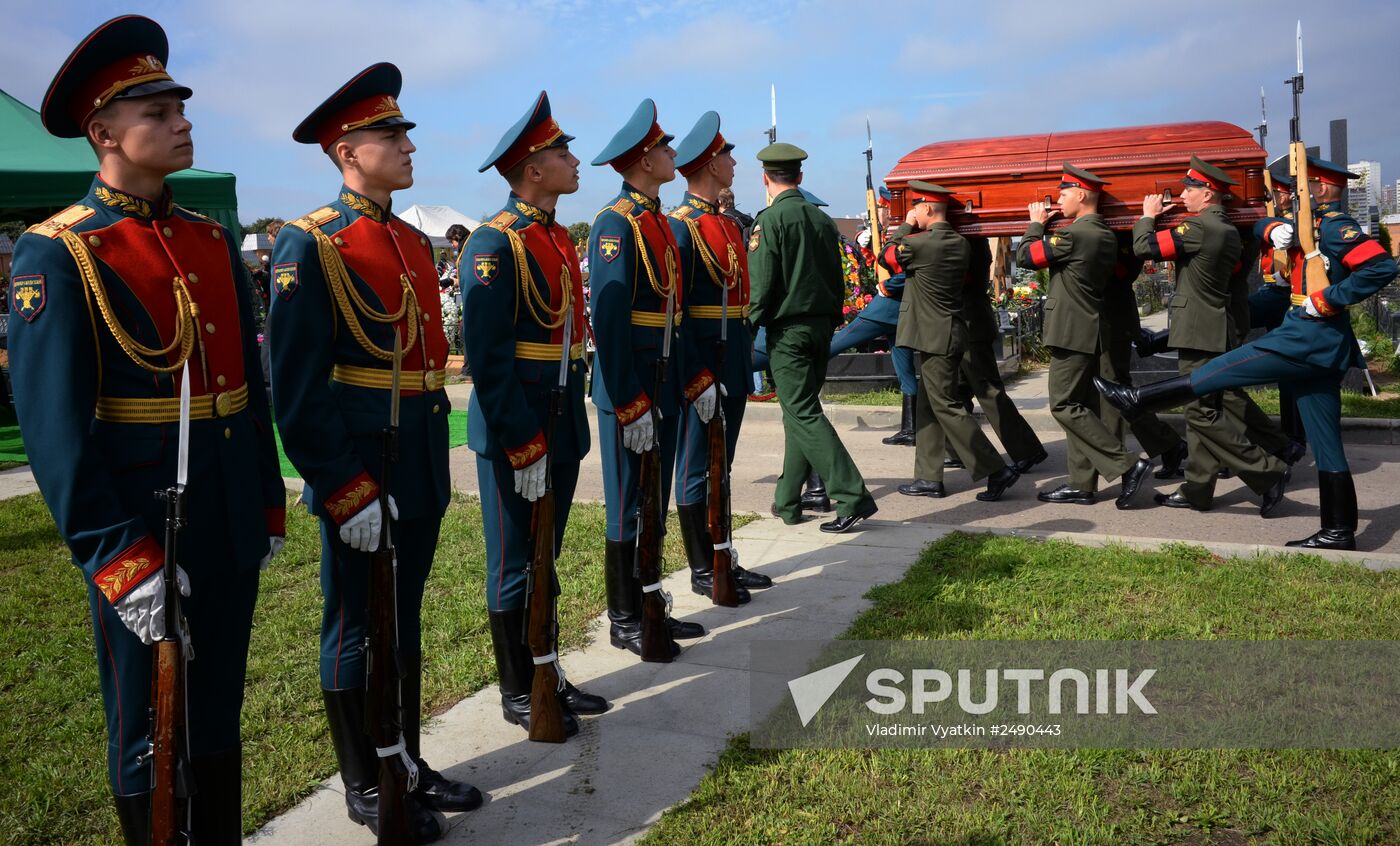Funeral of photojournalist Andrei Stenin