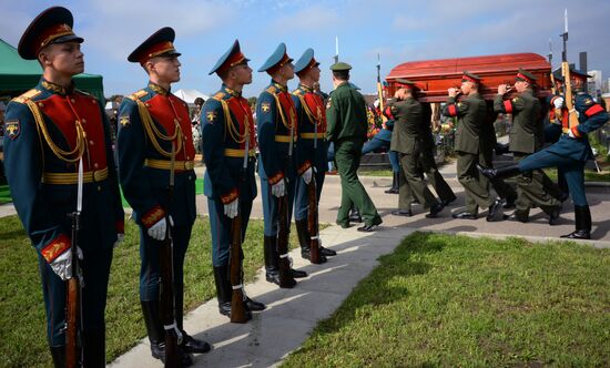 Funeral of photojournalist Andrei Stenin