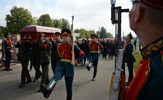 Funeral of photojournalist Andrei Stenin