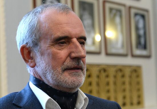 Moscow's Vakhtangov Theater company holds pre-season gathering