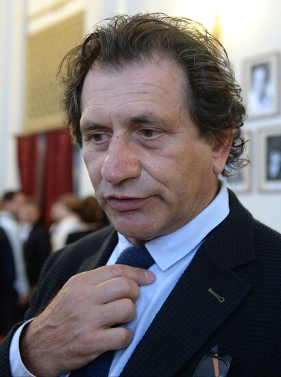 Moscow's Vakhtangov Theater company holds pre-season gathering