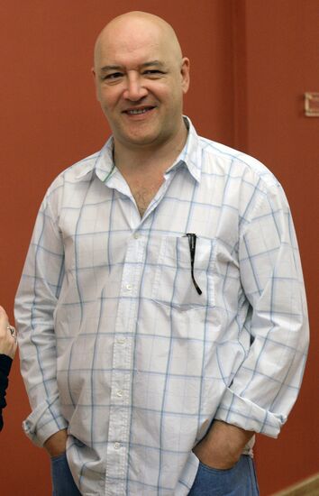 Moscow's Vakhtangov Theater company holds pre-season gathering