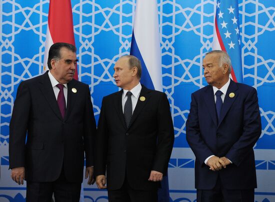 Vladimir Putin attends SCO summit in Dushanbe