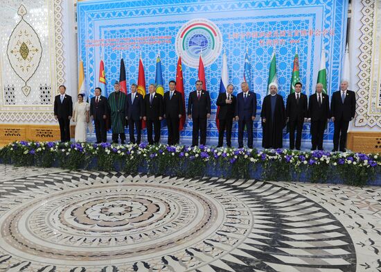 Vladimir Putin attends SCO summit in Dushanbe