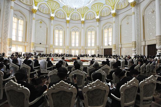 Vladimir Putin attends SCO summit in Dushanbe