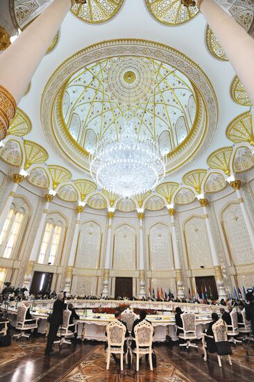 Vladimir Putin attends SCO summit