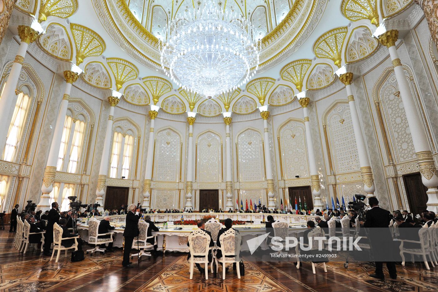 Vladimir Putin attends SCO summit