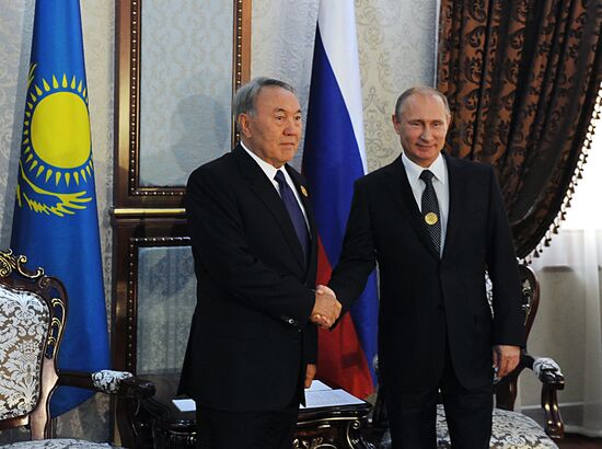 Vladimir Putin attends SCO summit in Dushanbe