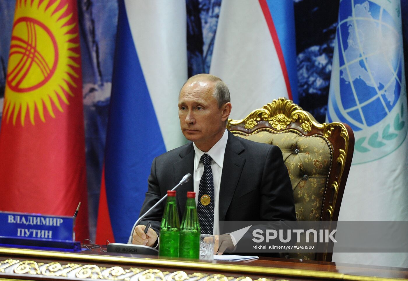 Vladimir Putin attends SCO summit in Dushanbe