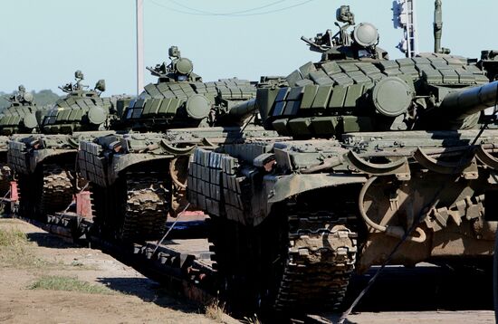 Checking the combat readiness of the Eastern Military District's forces