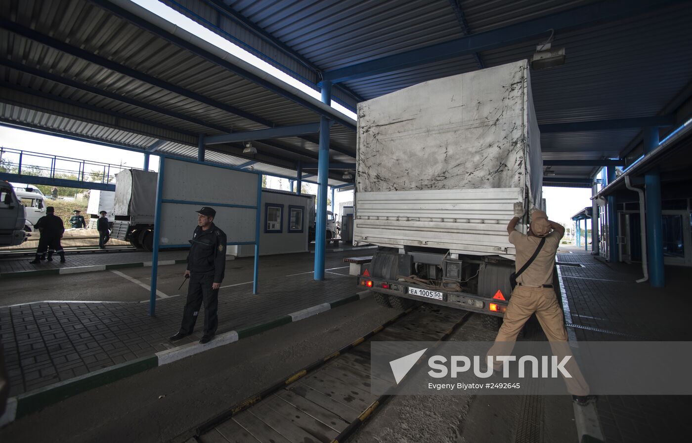 Russia's humanitarian aid convoy for southeastern Ukraine