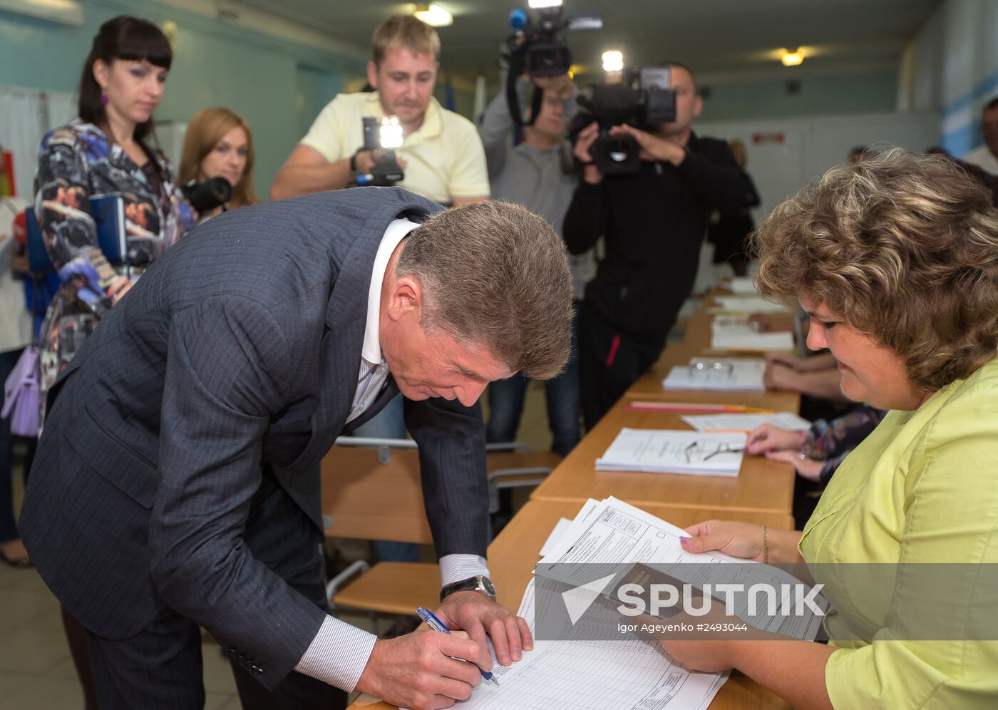 Russia votes in municipal elections