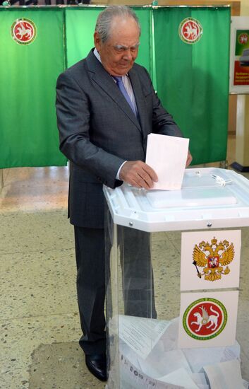Russia votes in municipal elections