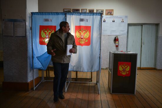 Russia votes in municipal elections