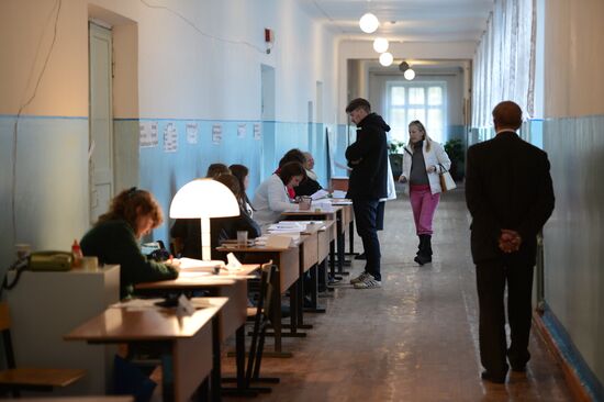 Russia votes in municipal elections