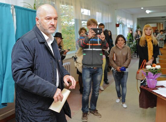 Russia votes in municipal elections
