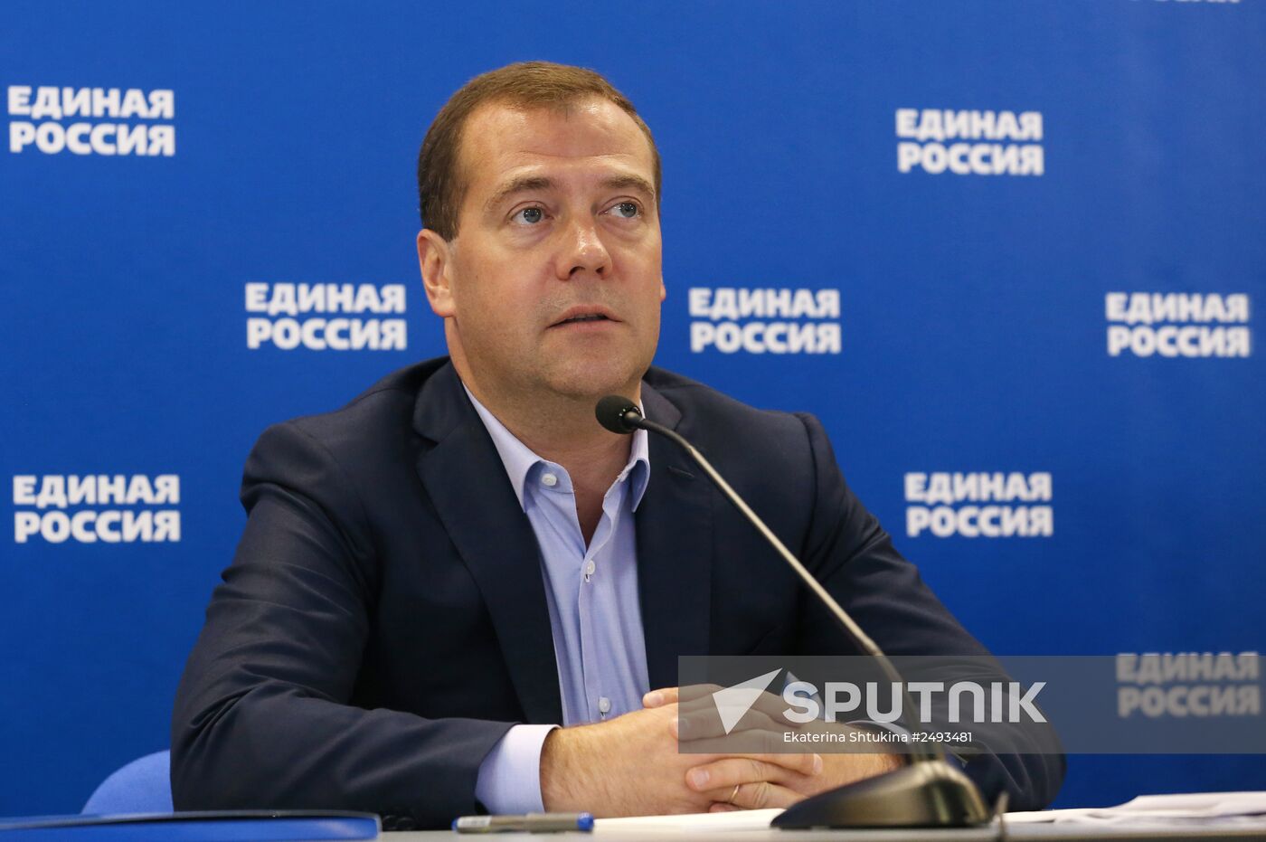 Dmitry Medvedev at the headquarters of United Russia party