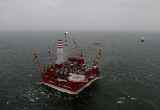 Prirazlomnaya oil platform
