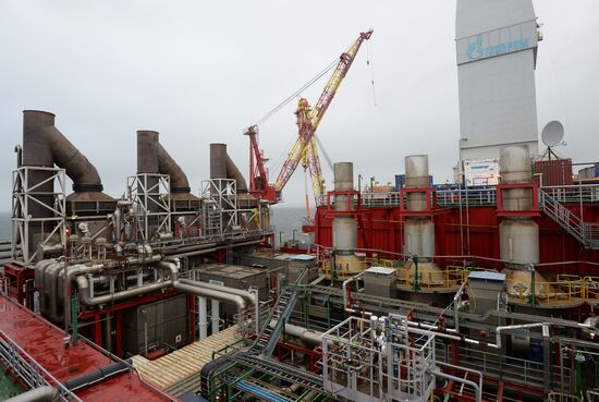 Prirazlomnaya oil platform