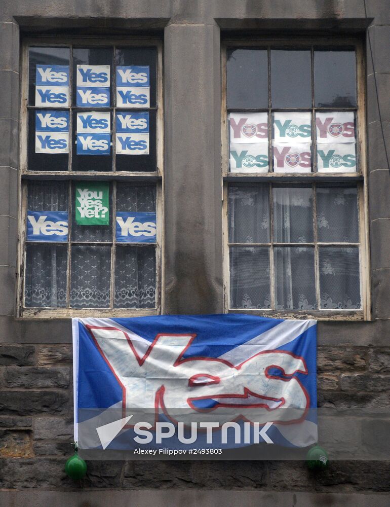 Independence referendum campaigning in Edinburgh