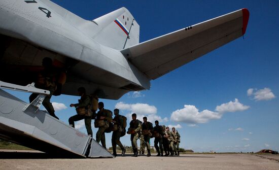 Air assault brigade holds drill as part of Eastern Military District's combat readiness check