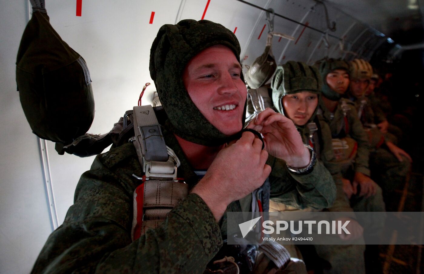 Air assault brigade holds drill as part of Eastern Military District's combat readiness check