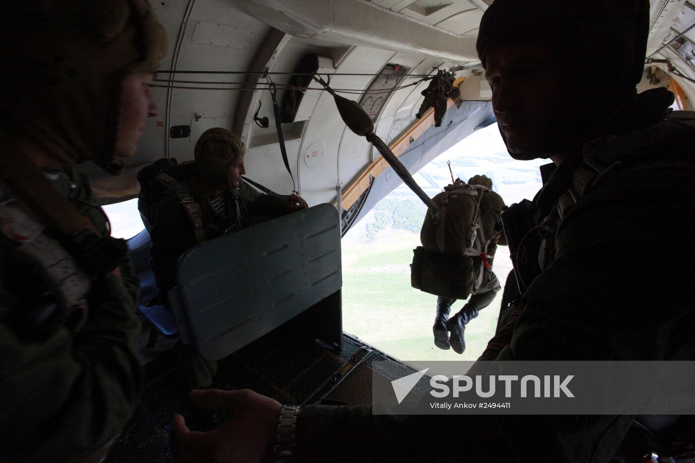 Air assault brigade holds drill as part of Eastern Military District's combat readiness check