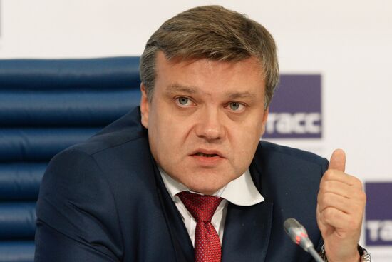 Presentation of Russian Nanotechnology Products sign