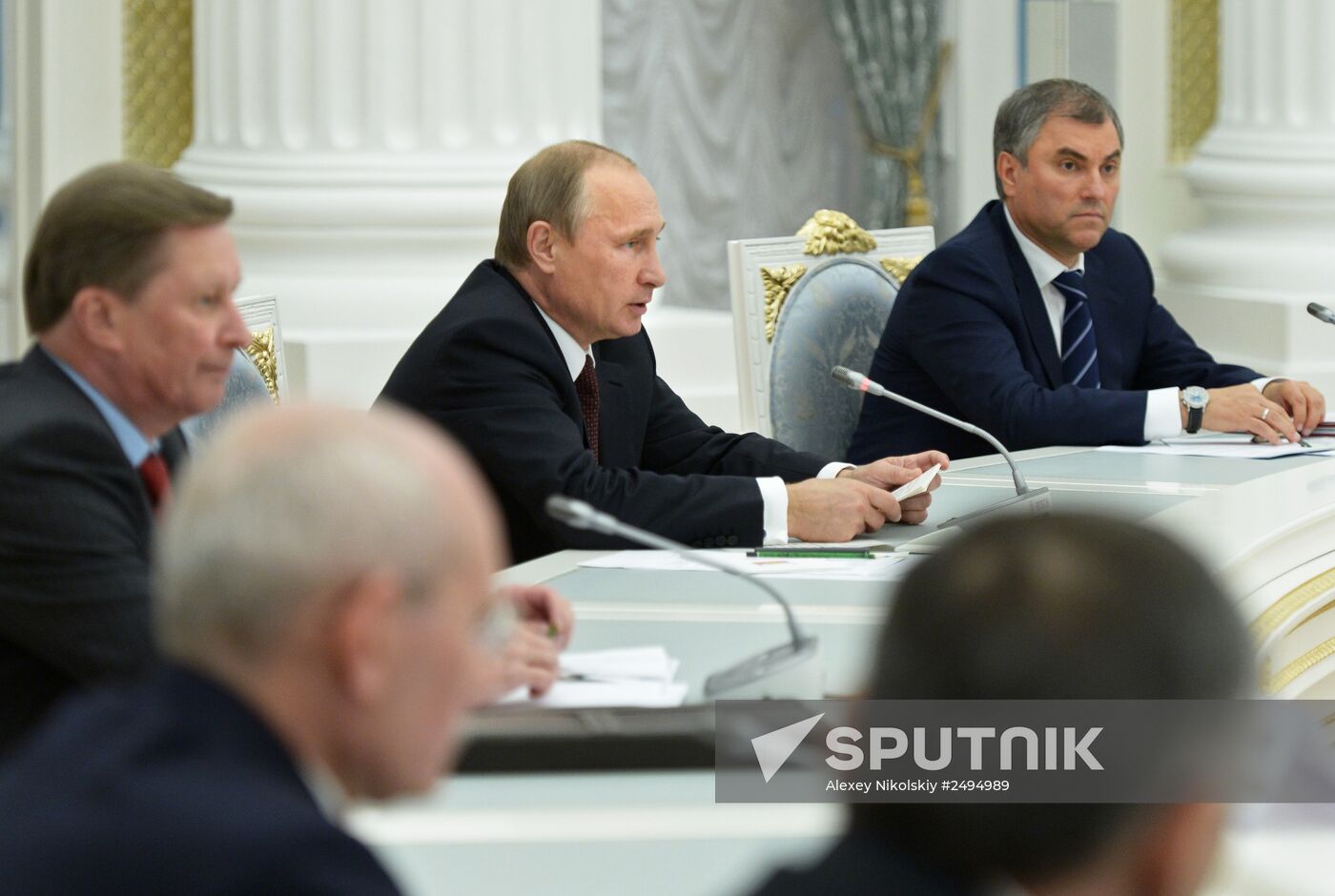 Vladimir Putin meets with elected governors of Russia's regions