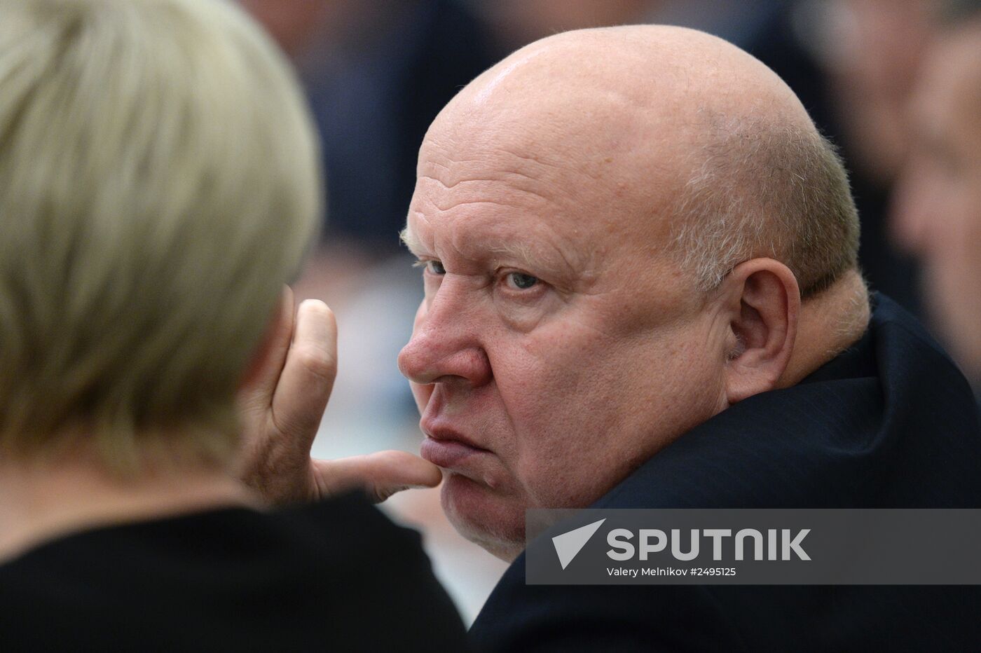 Vladimir Putin meets with elected governors of Russia's regions