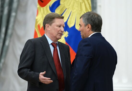 Vladimir Putin meets with elected governors of Russia's regions