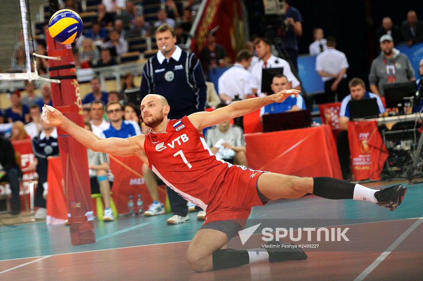 Volleyball. World Championship. Men. Brazil vs. Russia