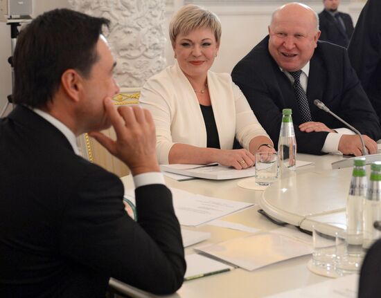 Vladimir Putin holds State Council meeting