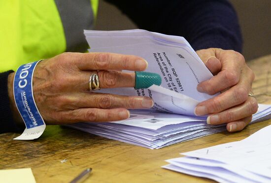 Vote count in Scotland's independence referendum