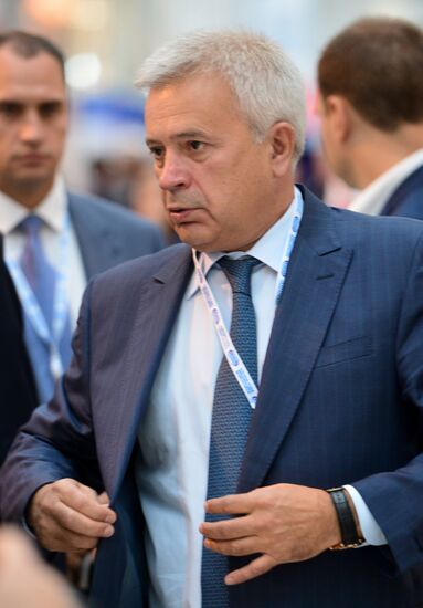 Sberbank business lunch as part of International Investment Forum Sochi-2014