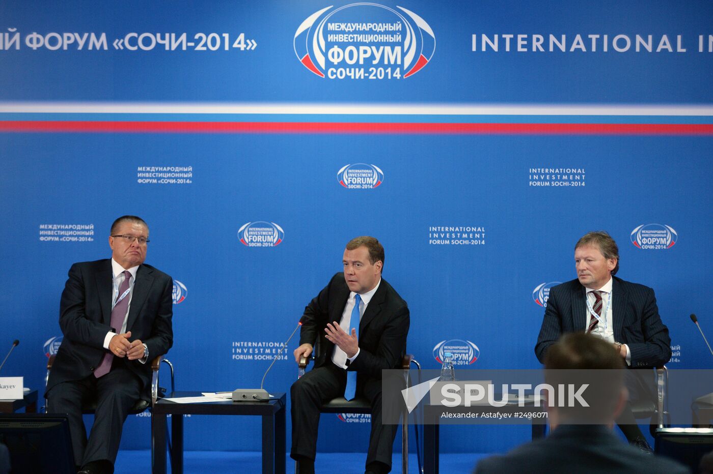 Dmitry Medvedev attends Sochi 2014 International Investment Forum