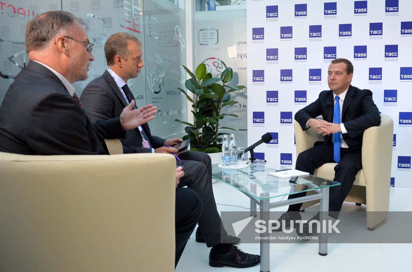 Dmitry Medvedev attends Sochi 2014 International Investment Forum