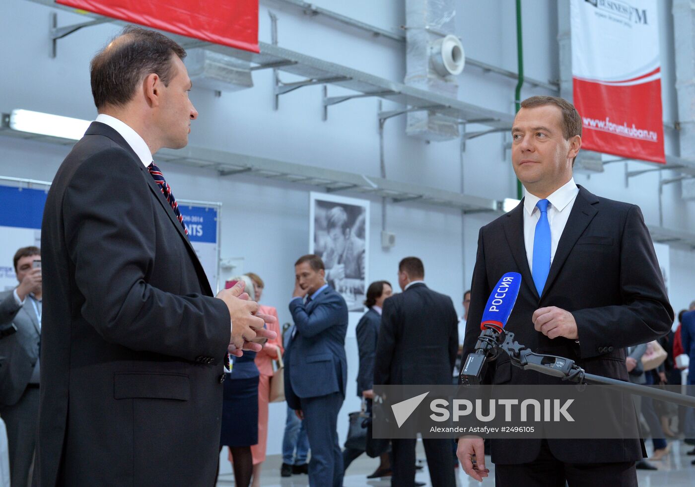 Dmitry Medvedev attends Sochi 2014 International Investment Forum