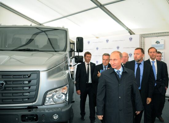 Vladimir Putin visits Nizhny Novgorod Region