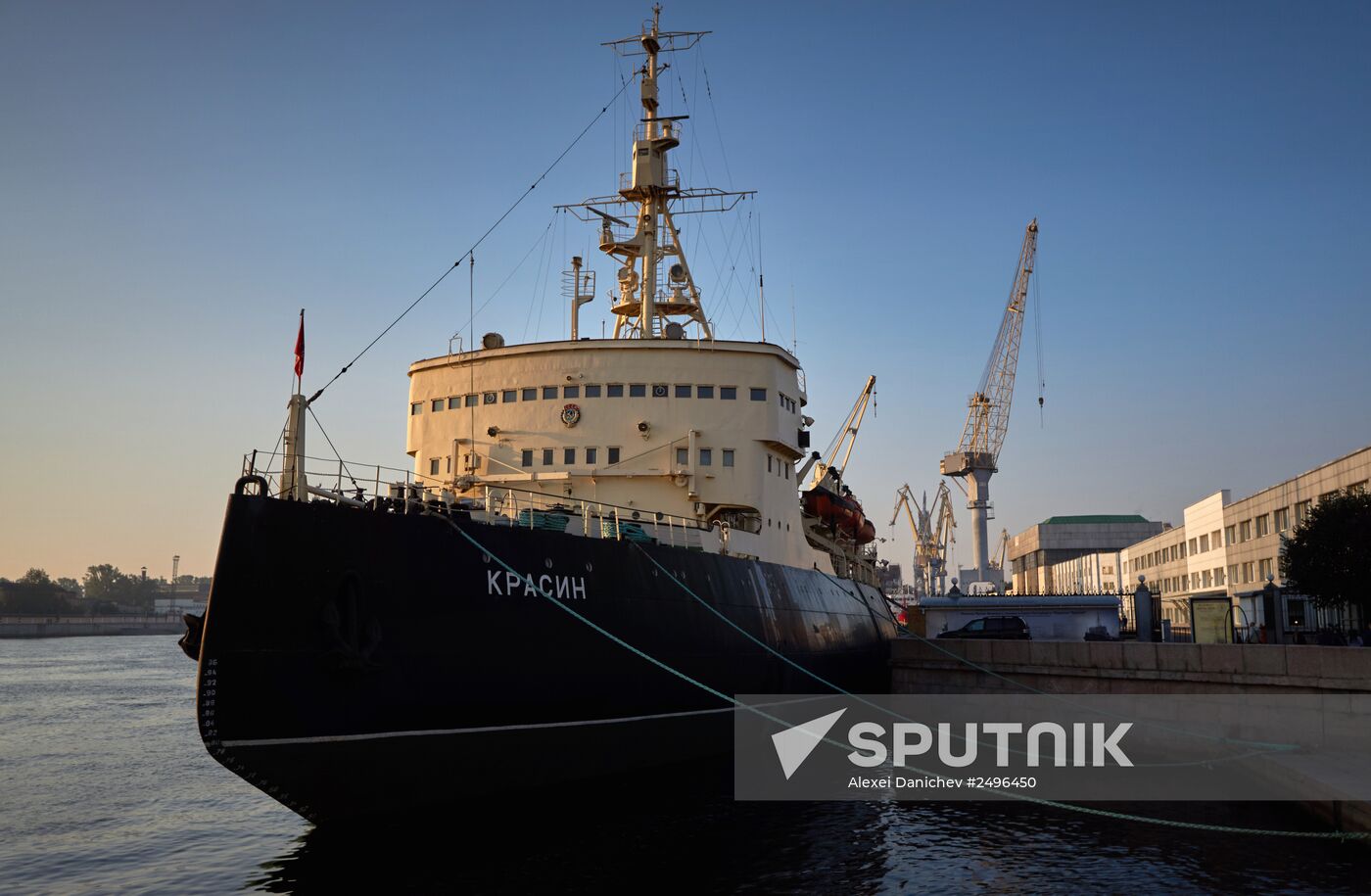 The Krasin icebreaker tigged for repairs