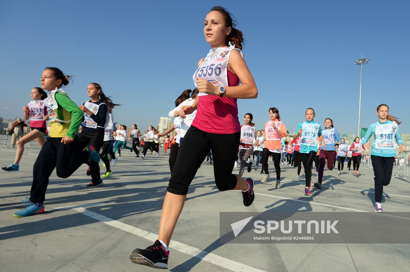 "2014 Cross the Nation" Russian National Running Day