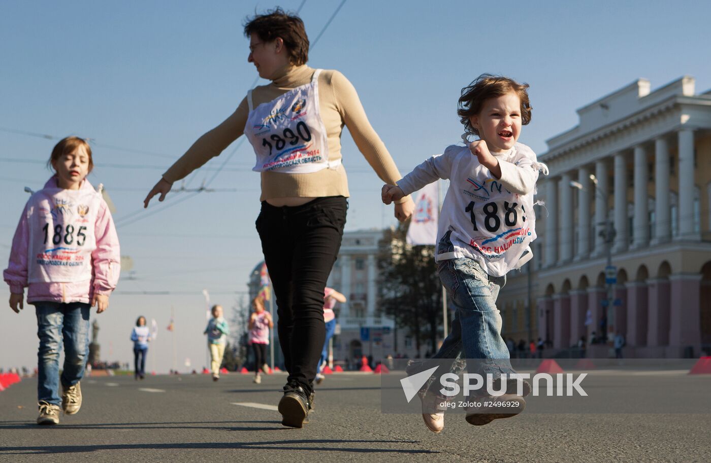 "2014 Cross the Nation" Russian National Running Day