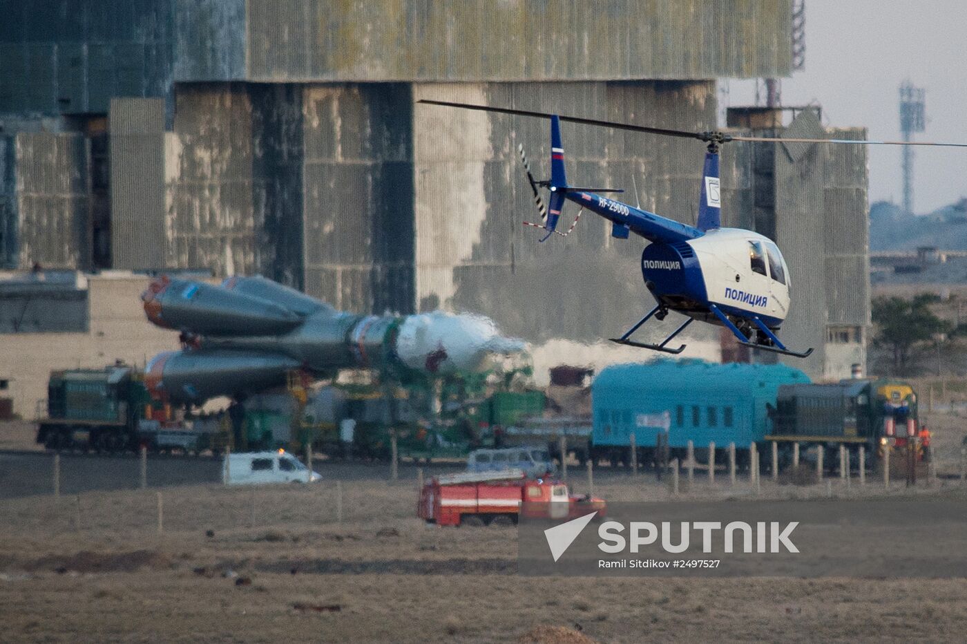 The Soyuz TMA-14M spacecraft approaches the launch pad